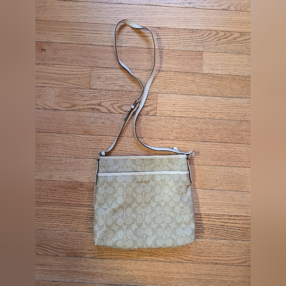Coach Crossbody Bag Tan And White Monogram Signature Print